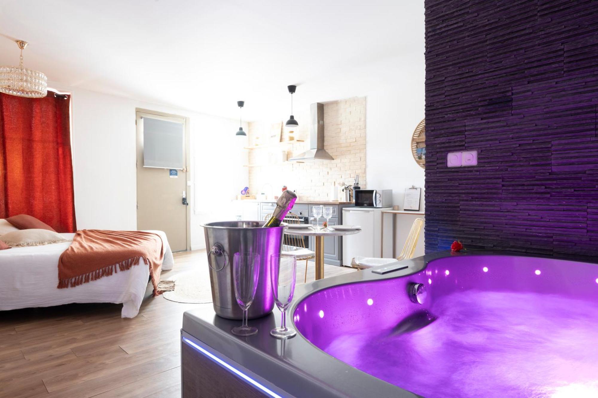 Loft Romantique - Spa Privatif - Spa Noctambulles Hyères Exterior foto