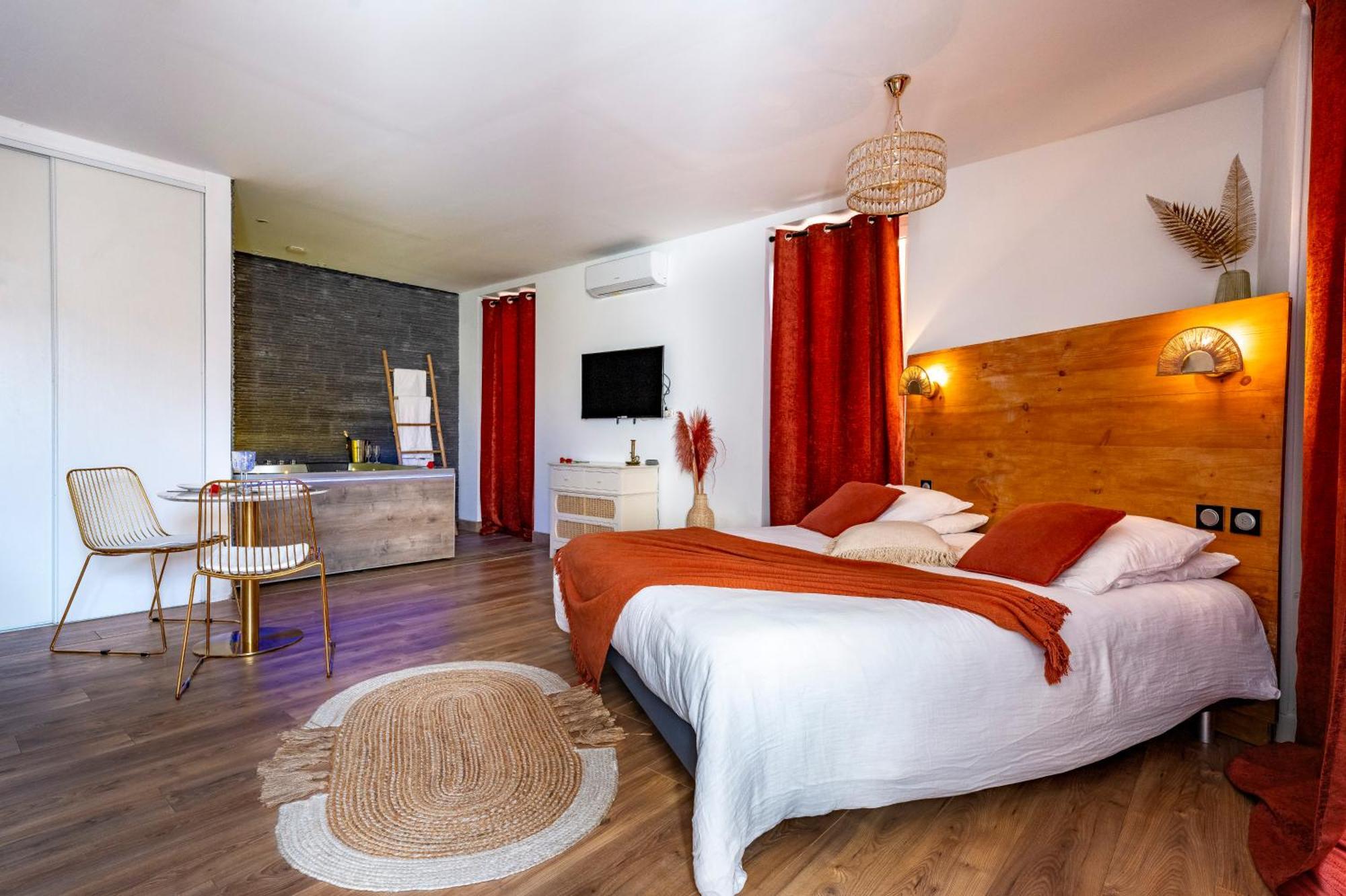 Loft Romantique - Spa Privatif - Spa Noctambulles Hyères Exterior foto